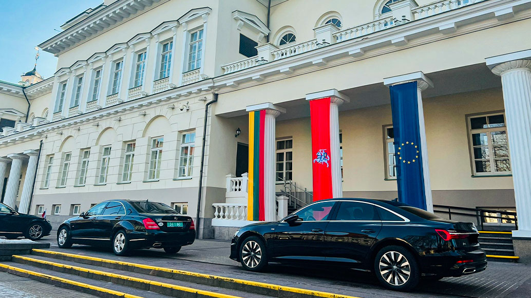 Transport for delegations