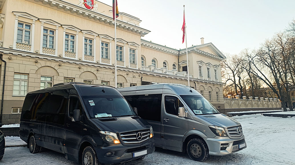 Transport for Karol Nawrocki in Lithuania