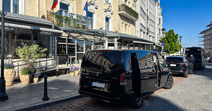 Minivan for hotel transfer