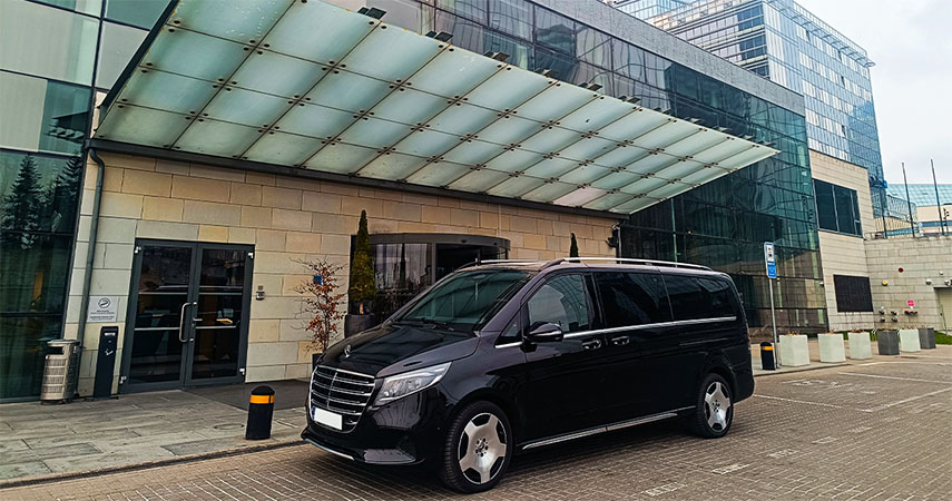 Minivan rent for hotel transfer in Vilnius