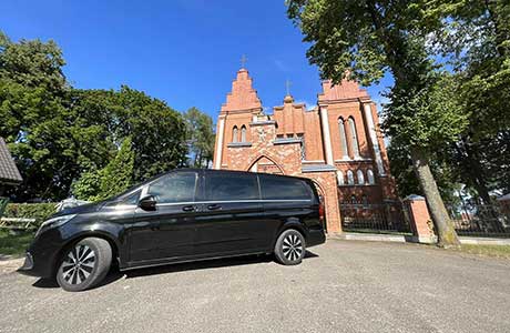 Minivan mercedes benz rental for weddings
